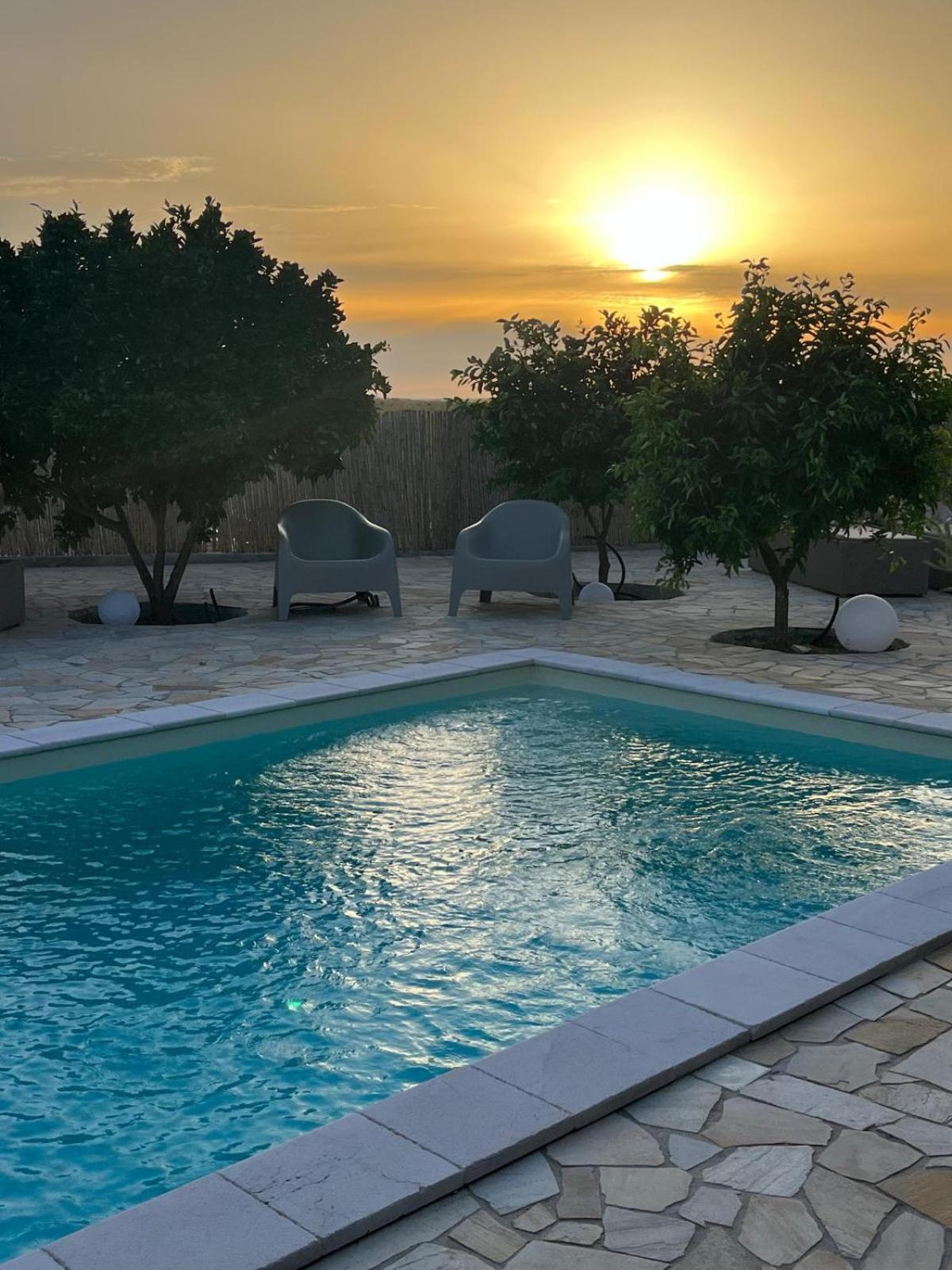Hotel Il Tramonto Giba Esterno foto